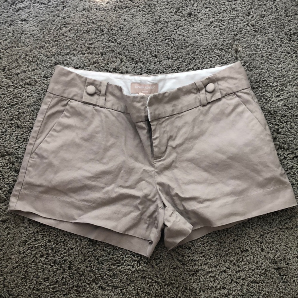 Banana Republic Ryan fit shorts